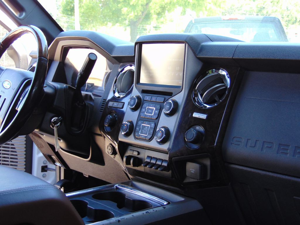 2015 Ford F-250 Image 26