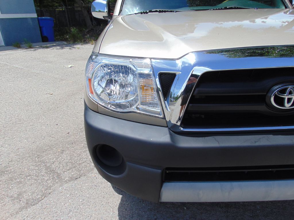 2006 Toyota Tacoma Image 2