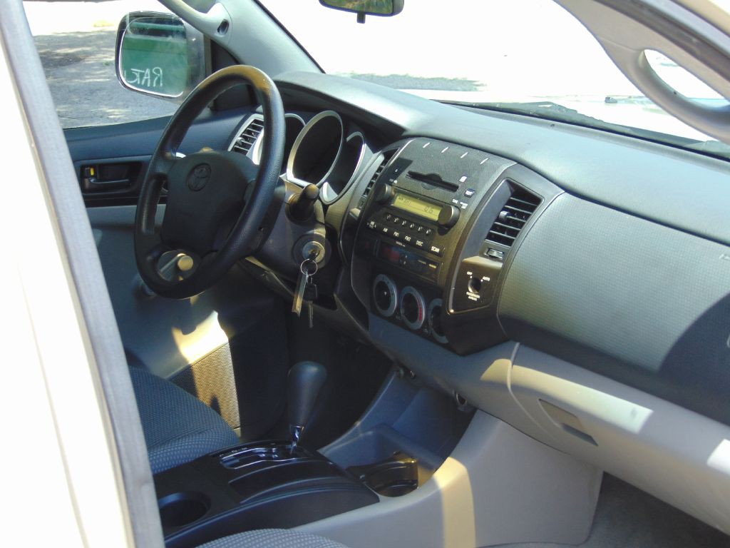 2006 Toyota Tacoma Image 20