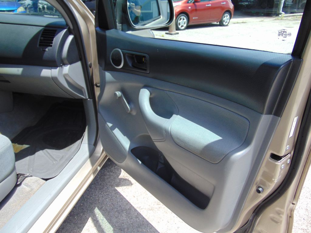 2006 Toyota Tacoma Image 21