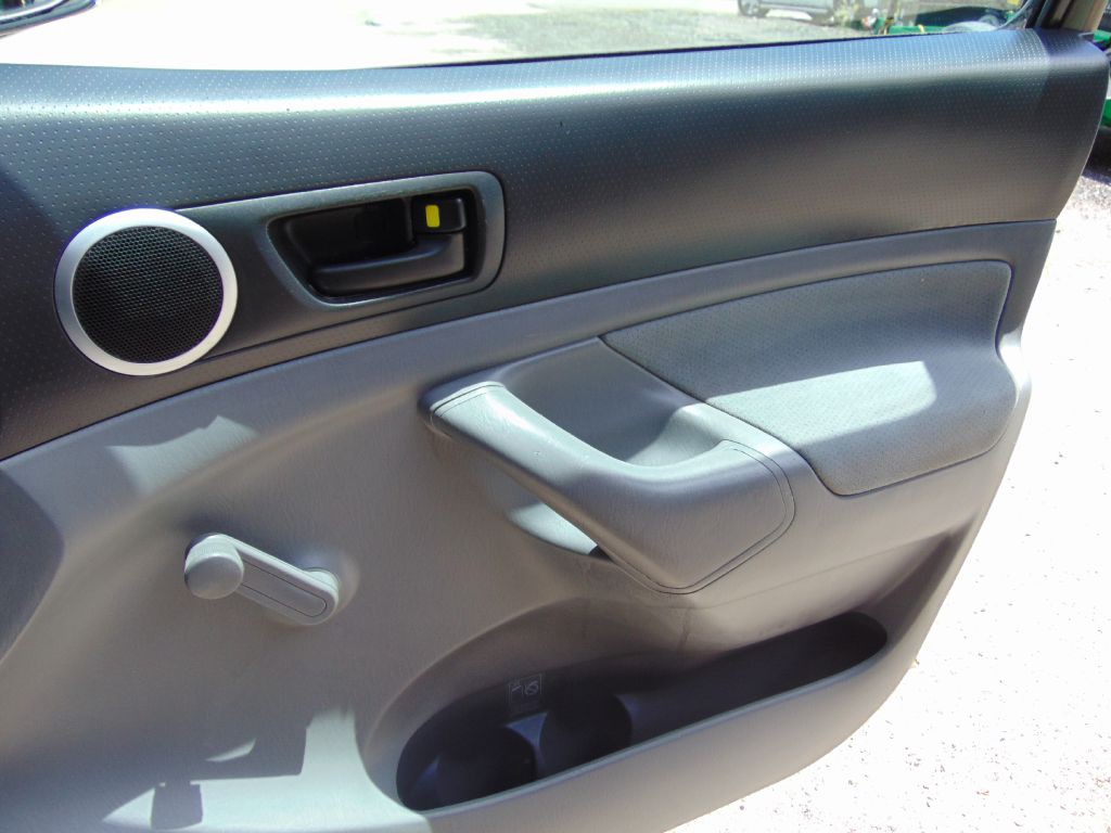 2006 Toyota Tacoma Image 29