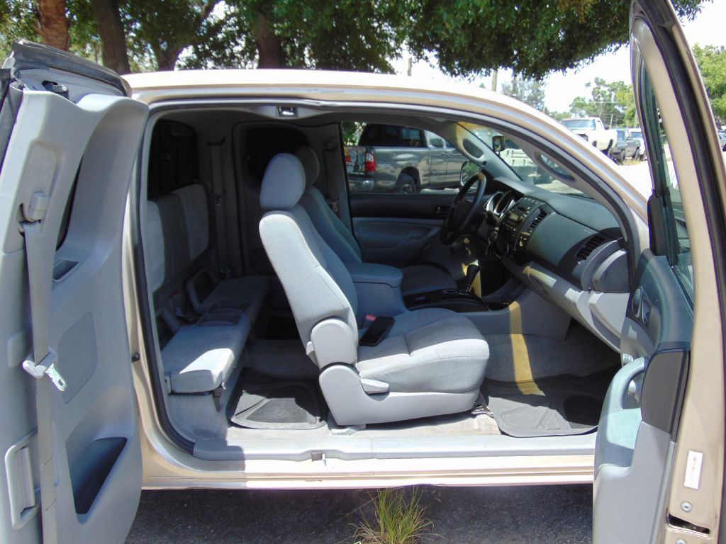 2006 Toyota Tacoma Image 30