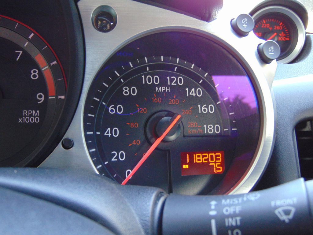 2009 Nissan 370Z Image 14
