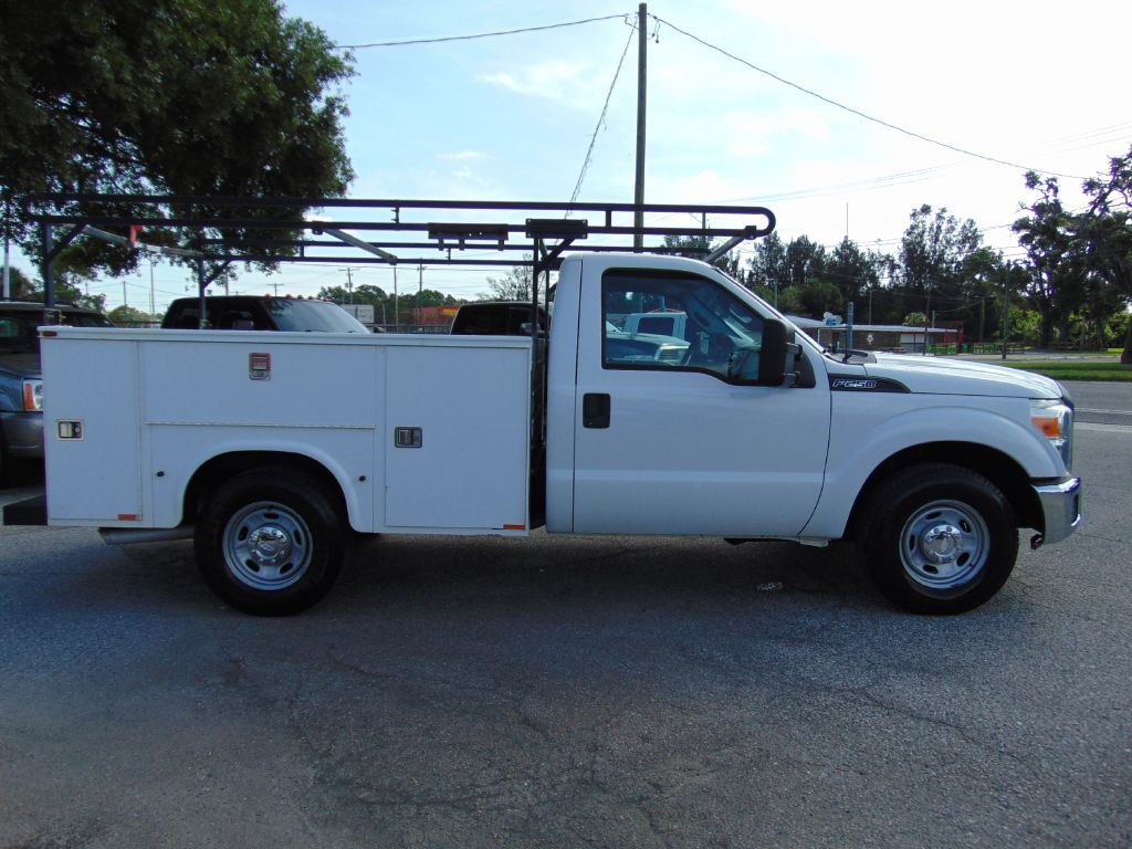 2013 Ford F-250 Image 4