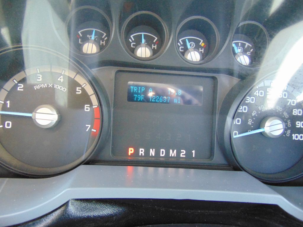 2013 Ford F-250 Image 16