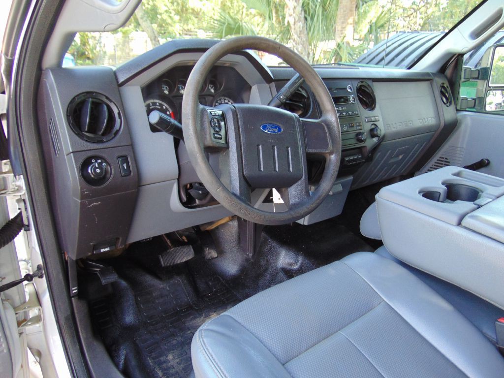 2013 Ford F-250 Image 20