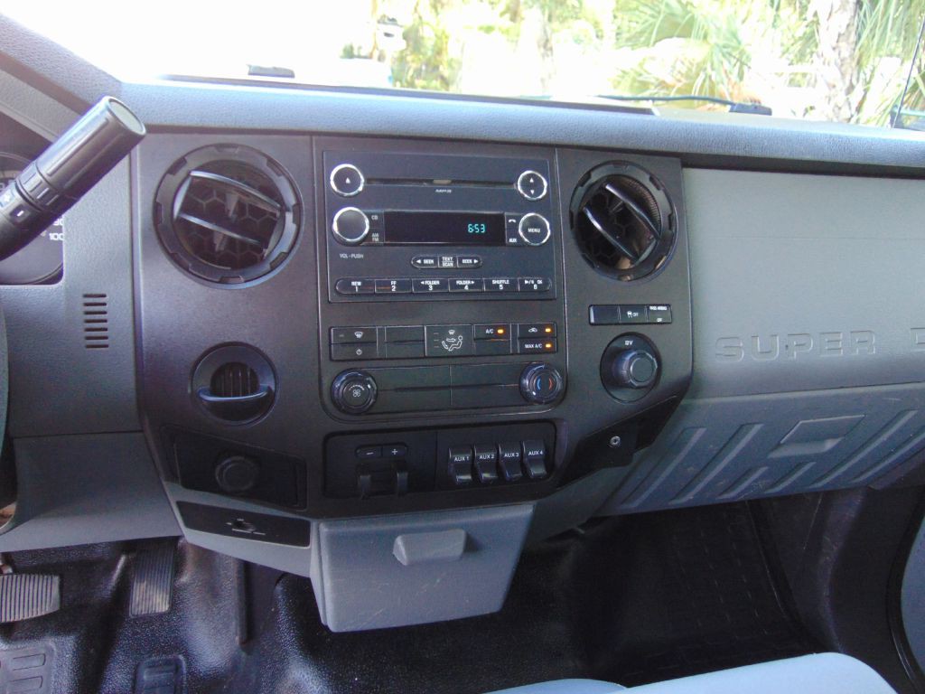 2013 Ford F-250 Image 21