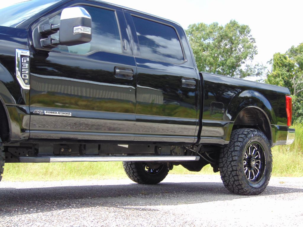 2017 Ford F-350 Image 4