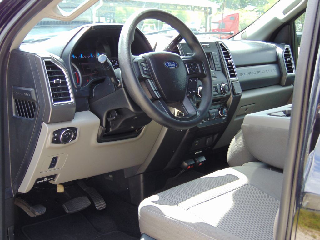2017 Ford F-350 Image 16