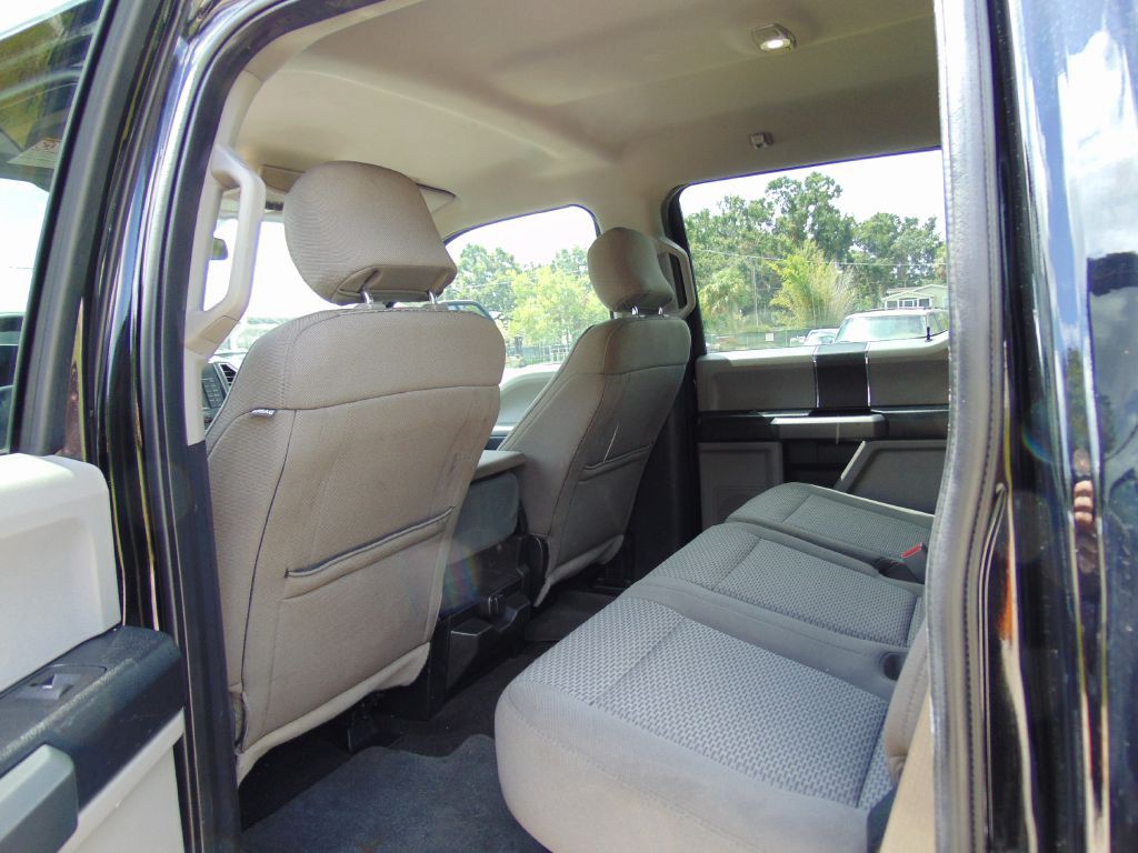 2017 Ford F-350 Image 21
