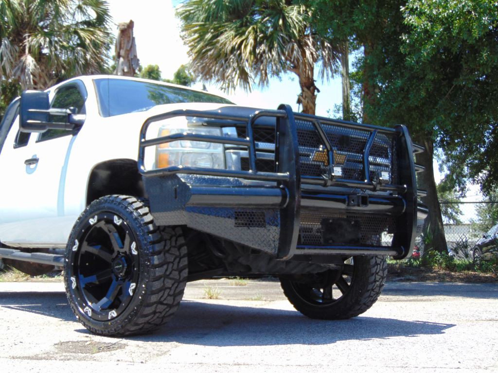 2013 Chevrolet Silverado 1500 Image 2
