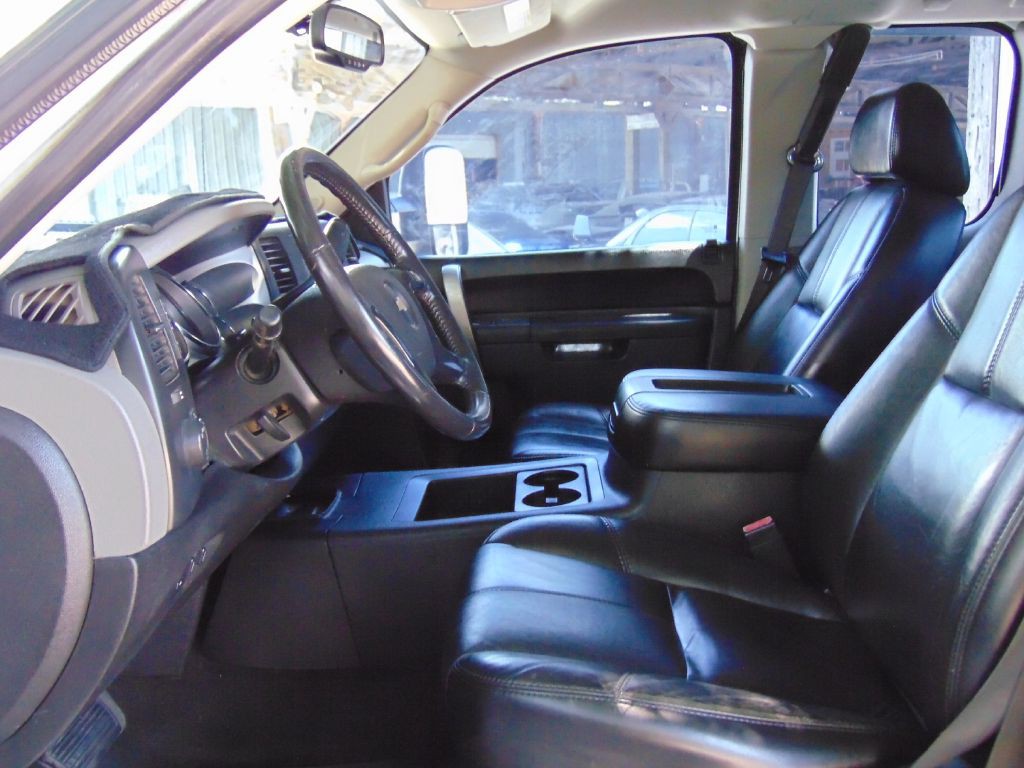 2013 Chevrolet Silverado 1500 Image 19