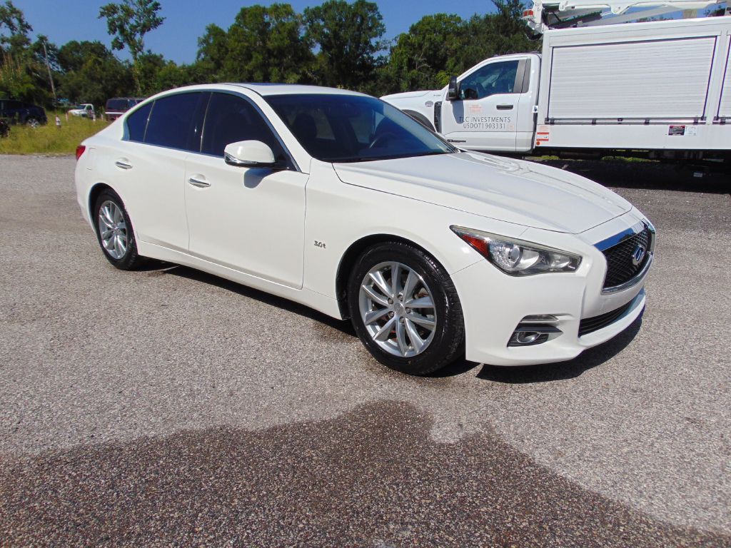 2017 INFINITI Q50 Image 1