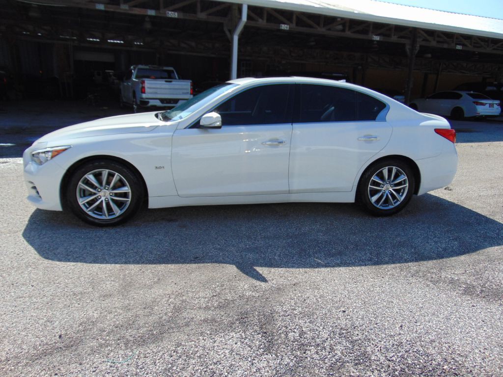 2017 INFINITI Q50 Image 5