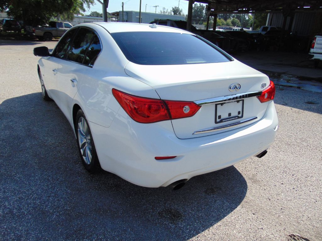 2017 INFINITI Q50 Image 7