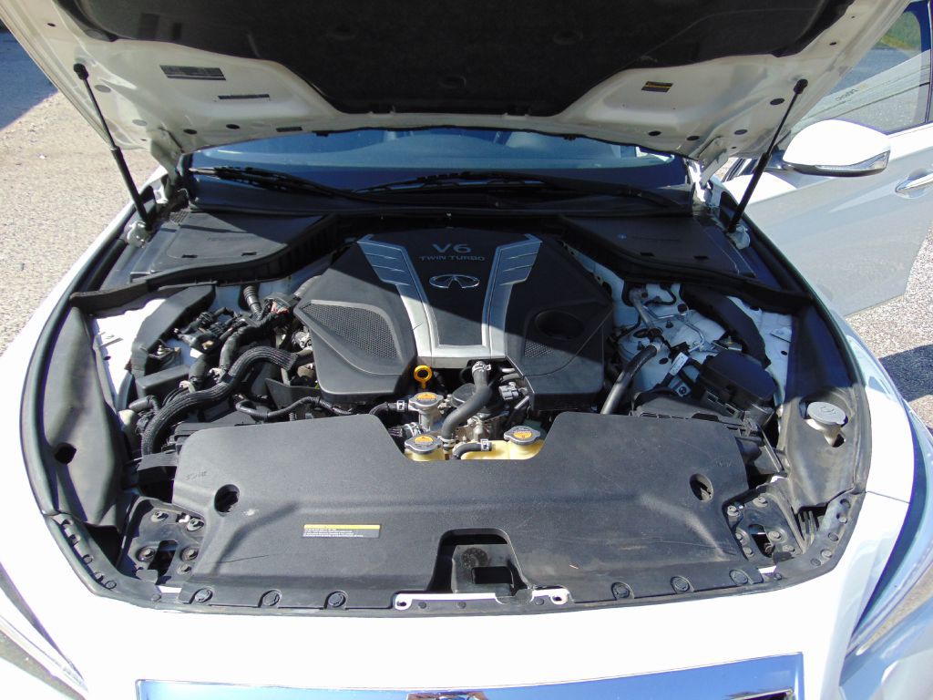 2017 INFINITI Q50 Image 12