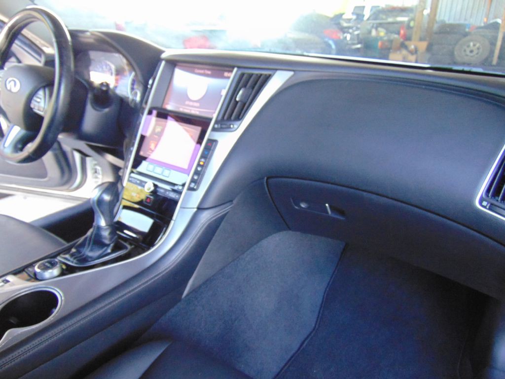 2017 INFINITI Q50 Image 27