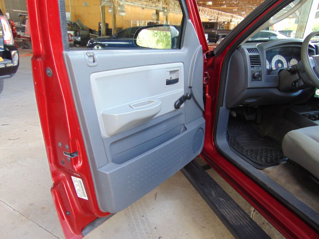 2006 Dodge Dakota Image 22