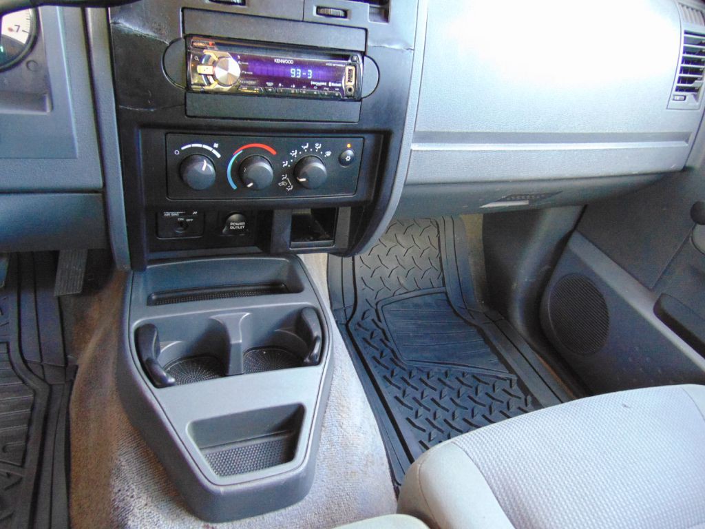 2006 Dodge Dakota Image 26