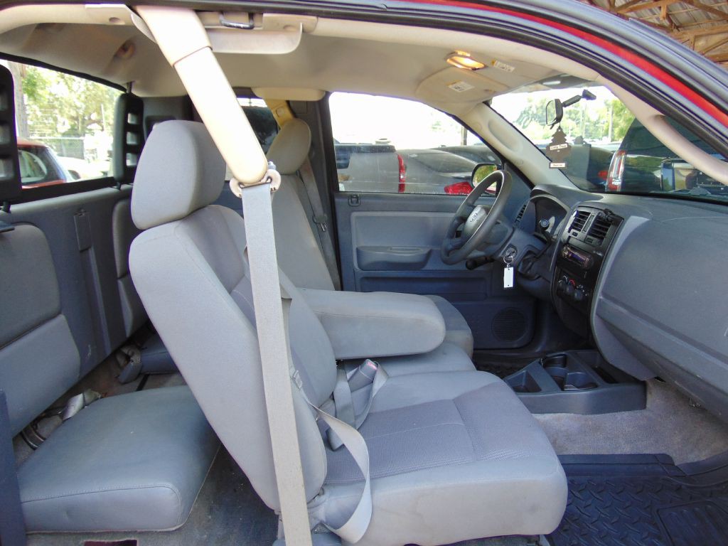 2006 Dodge Dakota Image 29