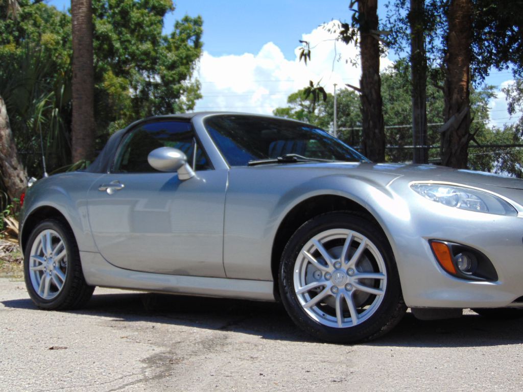 2012 Mazda MX-5 Miata Image 2