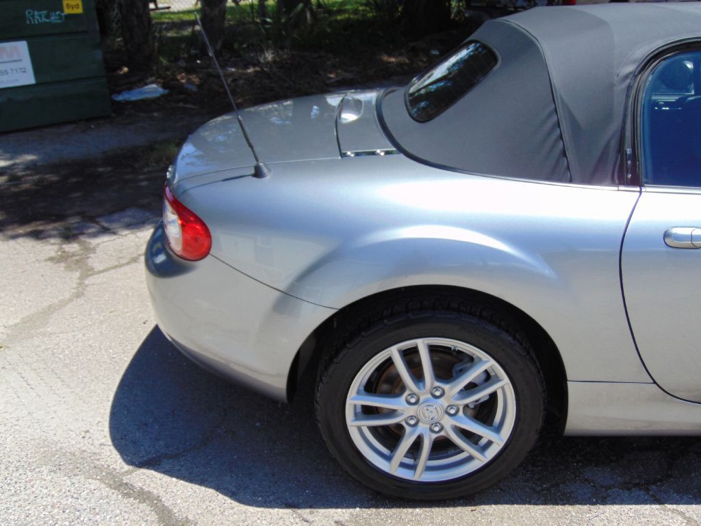 2012 Mazda MX-5 Miata Image 9