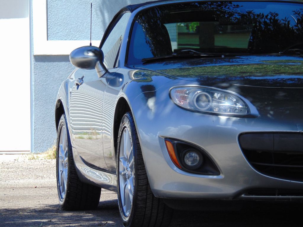 2012 Mazda MX-5 Miata Image 17