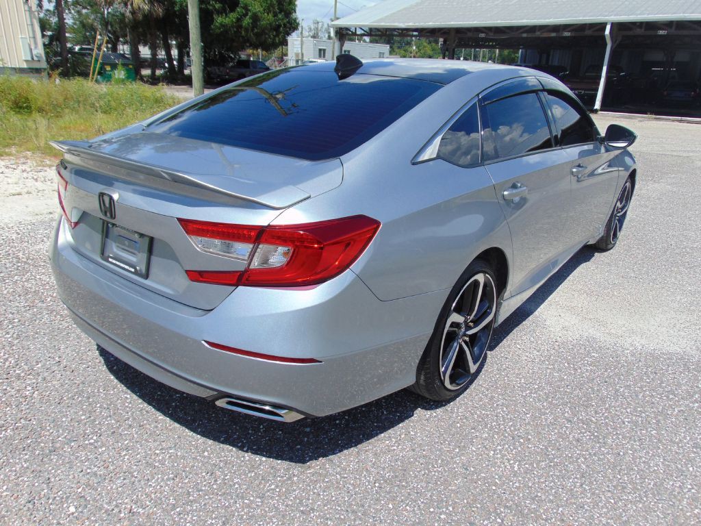 2018 Honda Accord Image 12