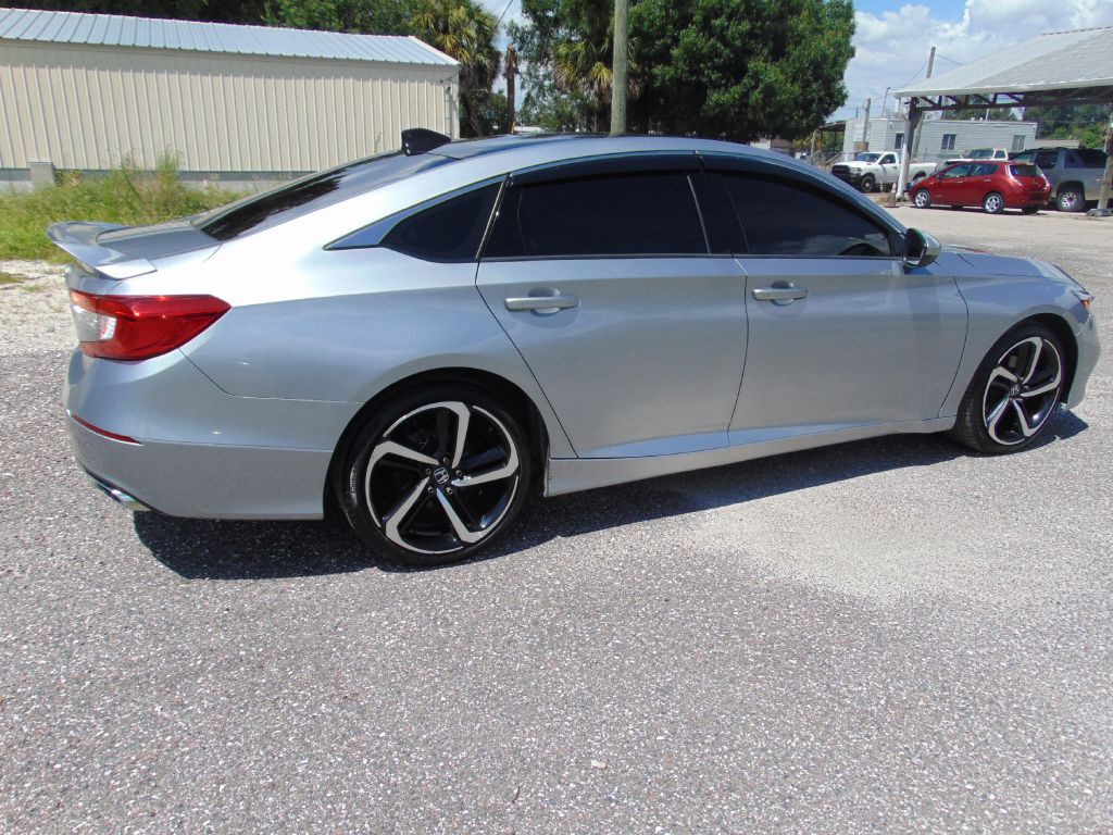 2018 Honda Accord Image 13