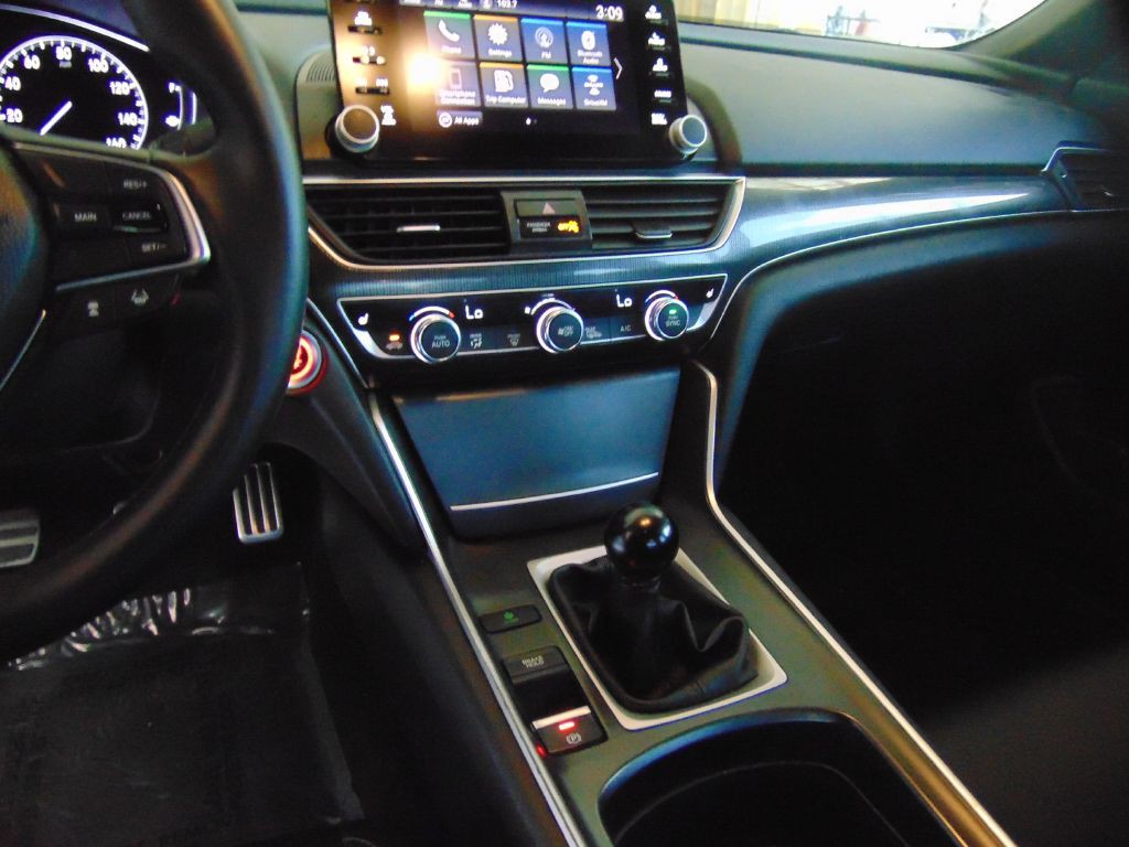 2018 Honda Accord Image 20