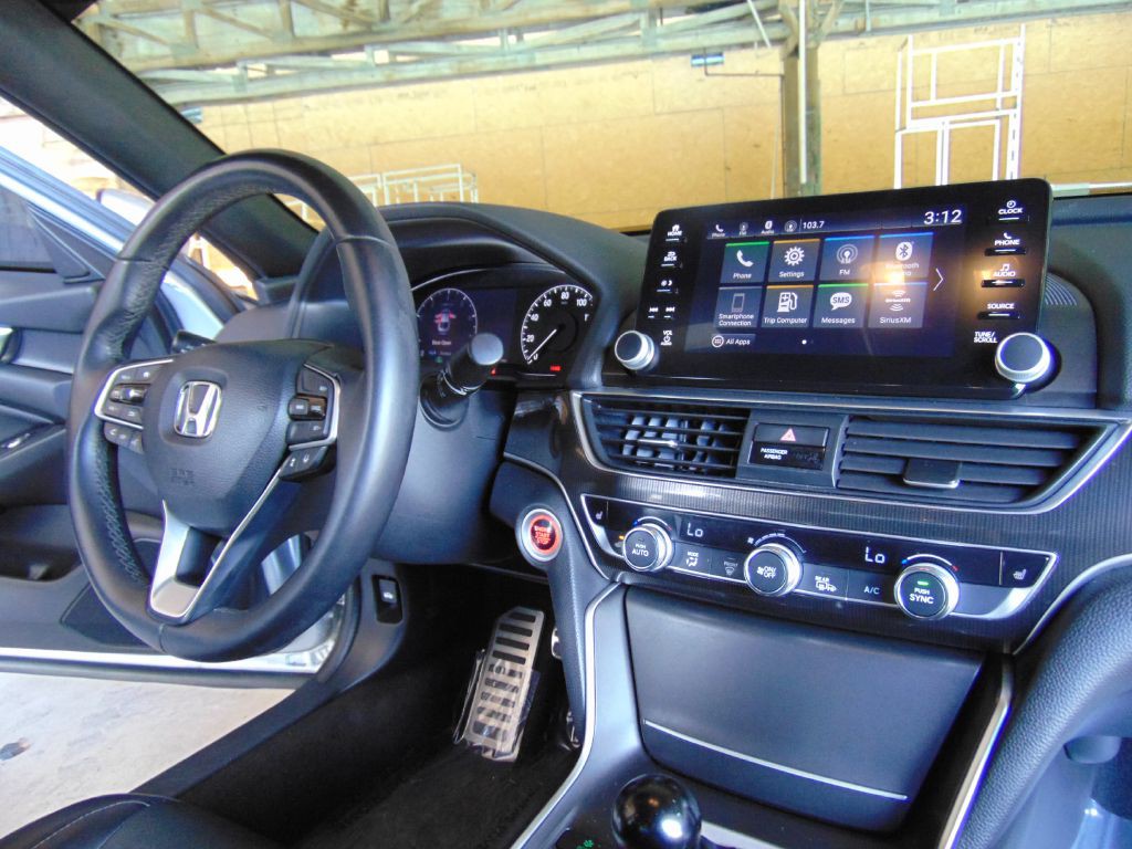2018 Honda Accord Image 36