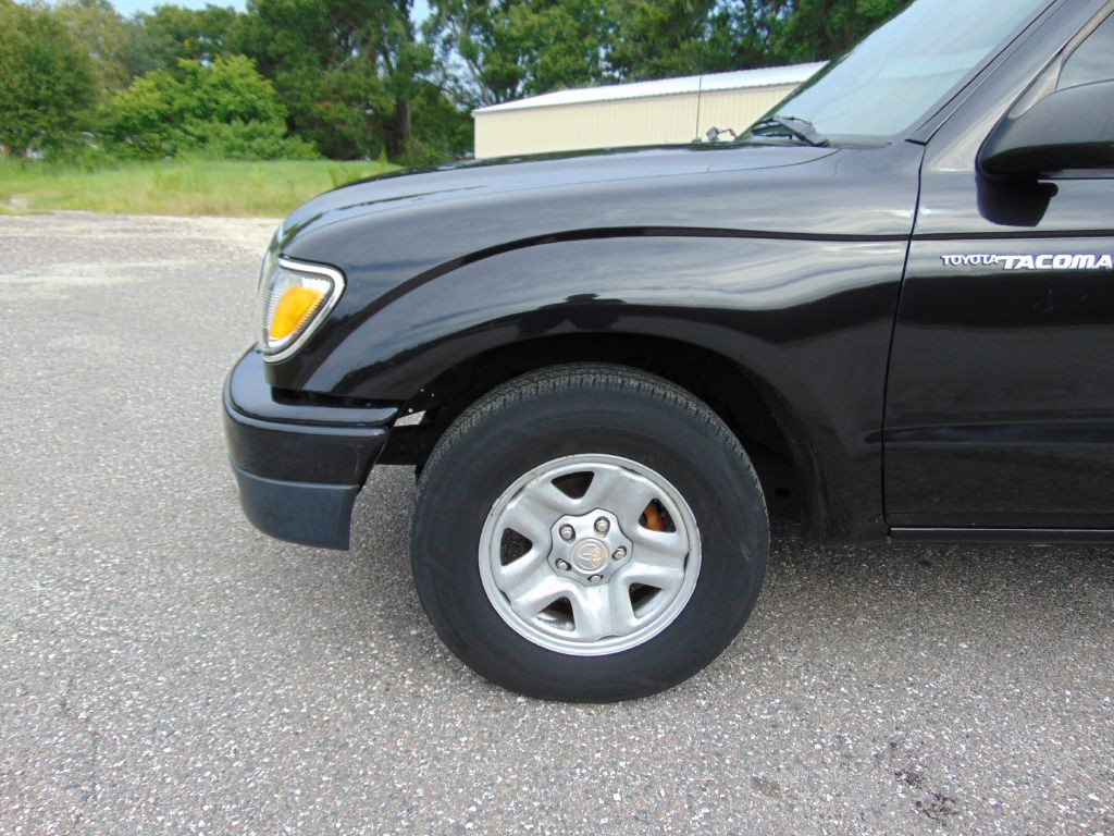 2001 Toyota Tacoma Image 4