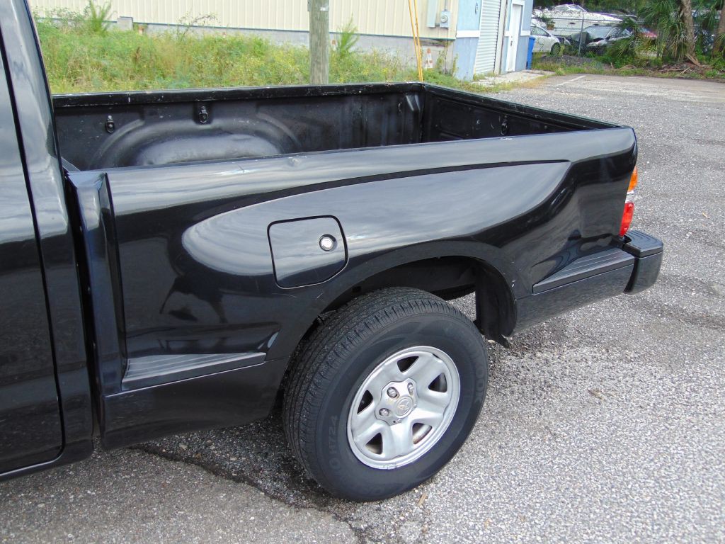 2001 Toyota Tacoma Image 6