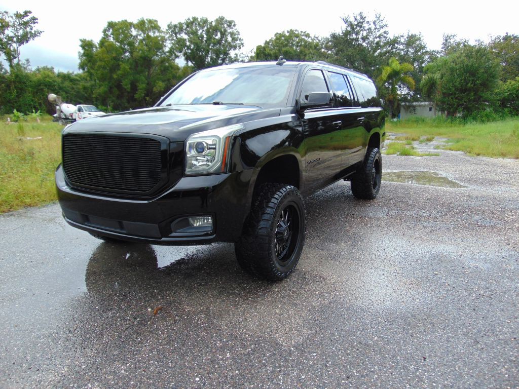2017 GMC Yukon Image 5