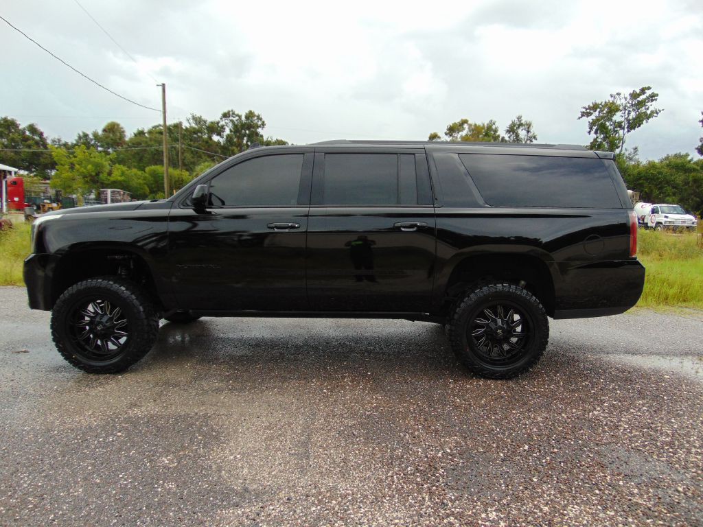 2017 GMC Yukon Image 8