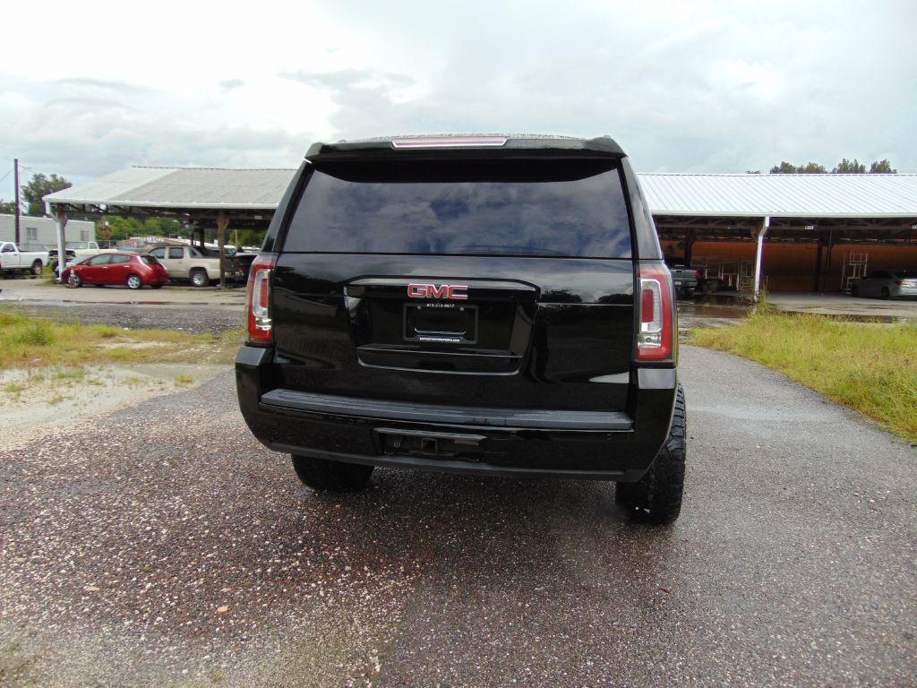 2017 GMC Yukon Image 11