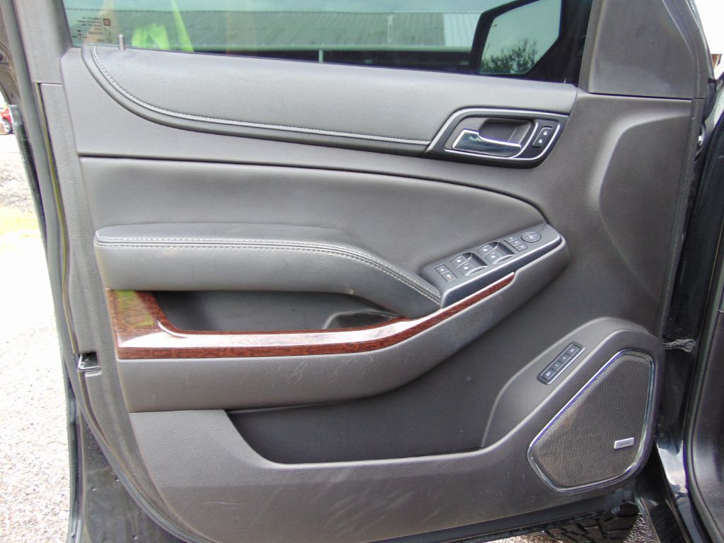 2017 GMC Yukon Image 16