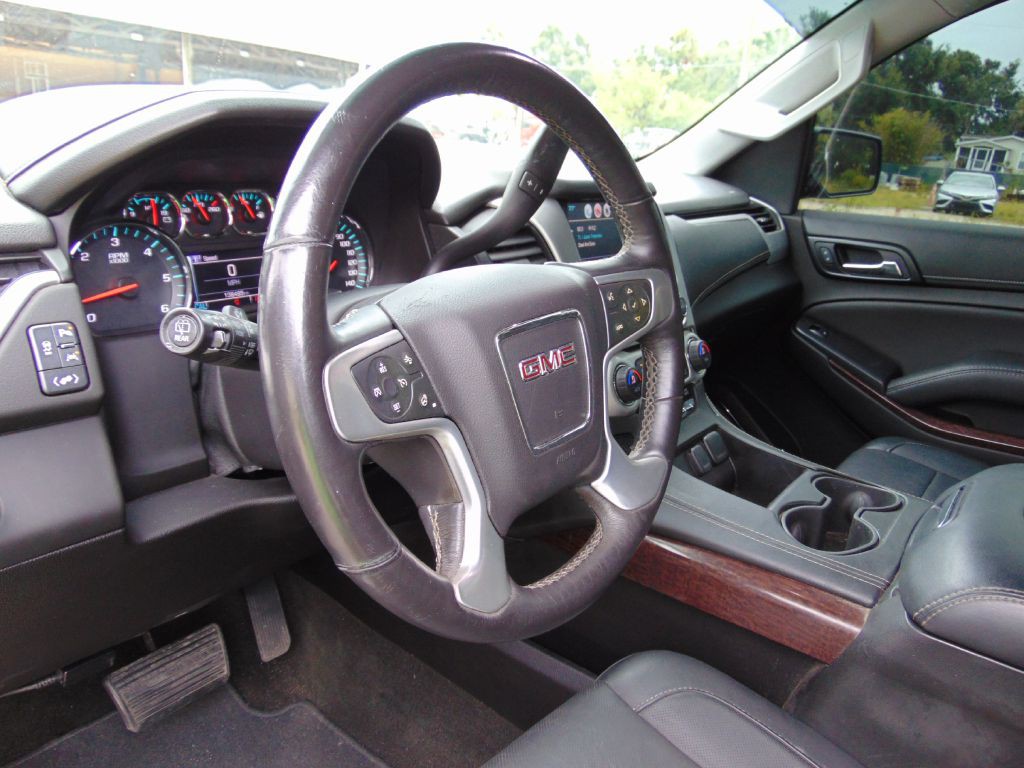 2017 GMC Yukon Image 20