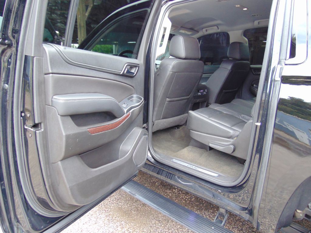 2017 GMC Yukon Image 22