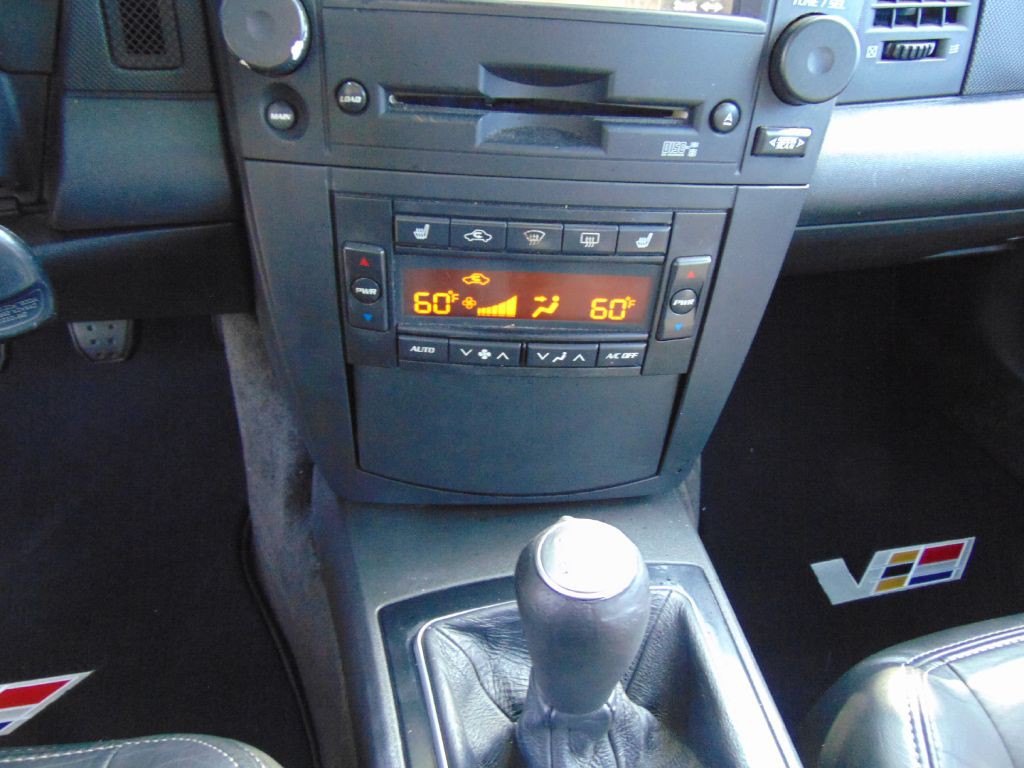 2005 Cadillac CTS Image 43