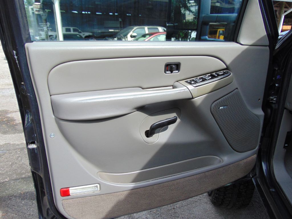 2005 Chevrolet Silverado 1500 Image 16
