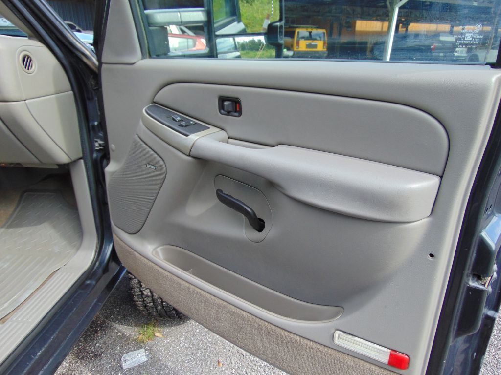 2005 Chevrolet Silverado 1500 Image 25