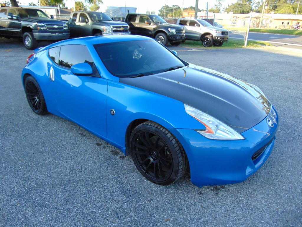 2010 Nissan 370Z Image 5
