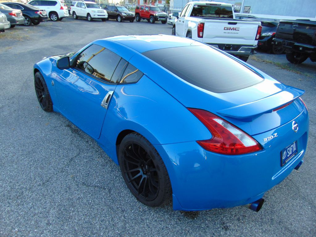 2010 Nissan 370Z Image 14