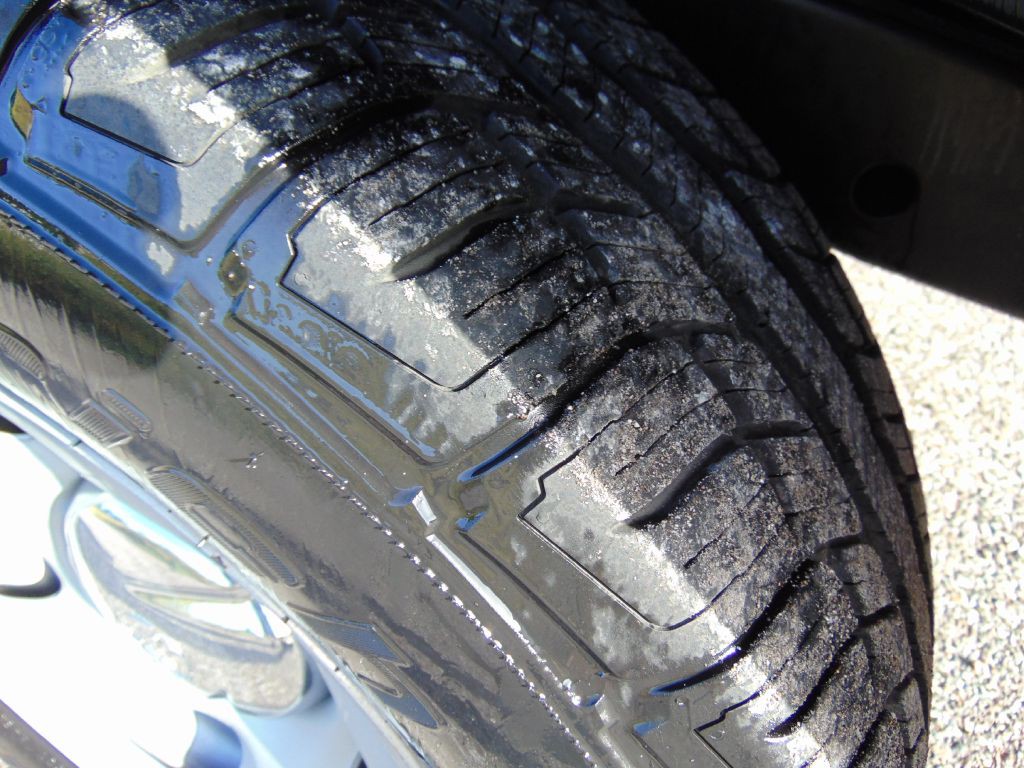2005 Toyota Sequoia Image 8