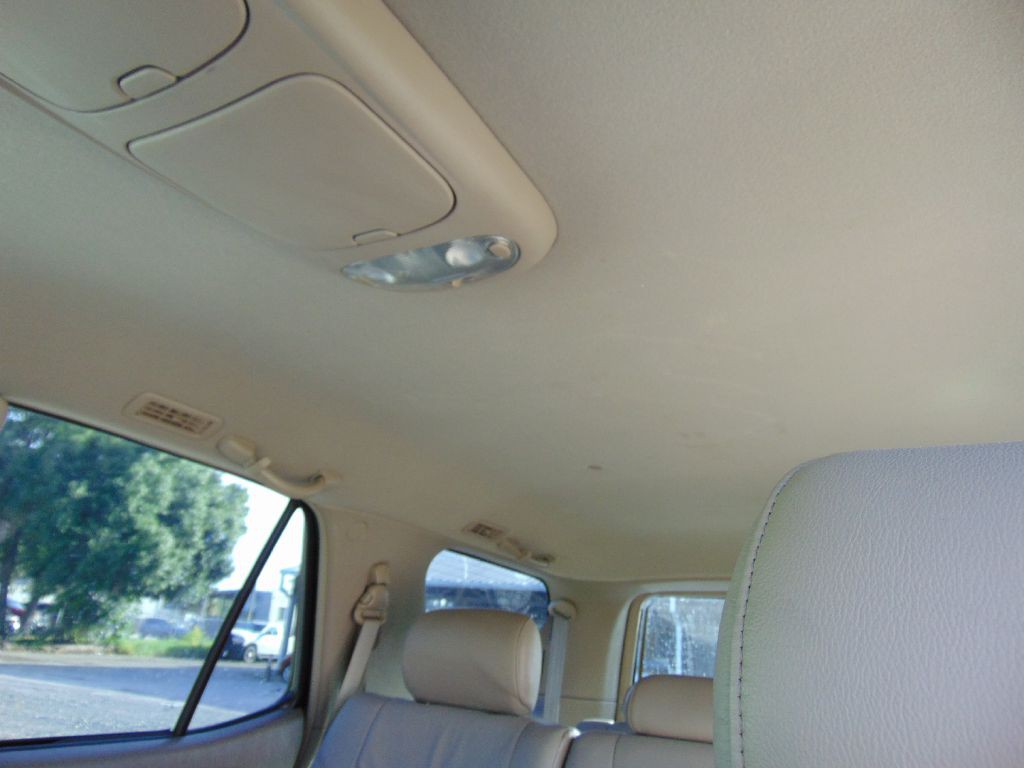 2005 Toyota Sequoia Image 22