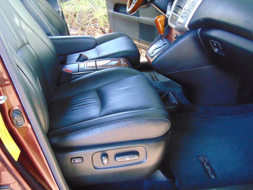 2009 Lexus RX Image 27