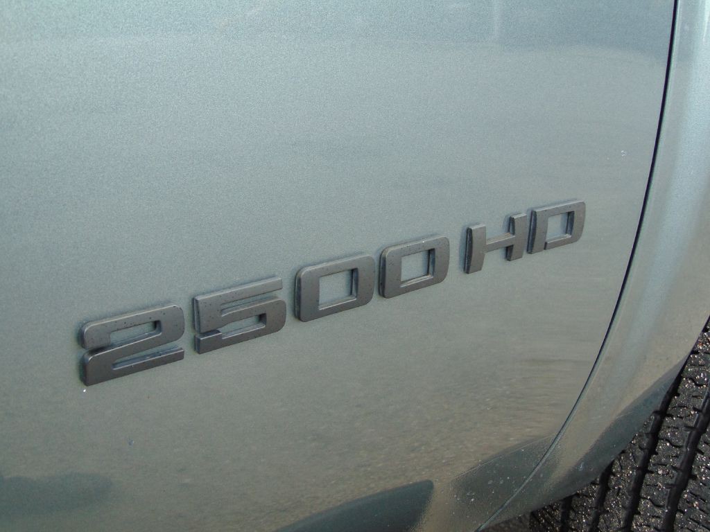 2013 Chevrolet Silverado 1500 Image 18