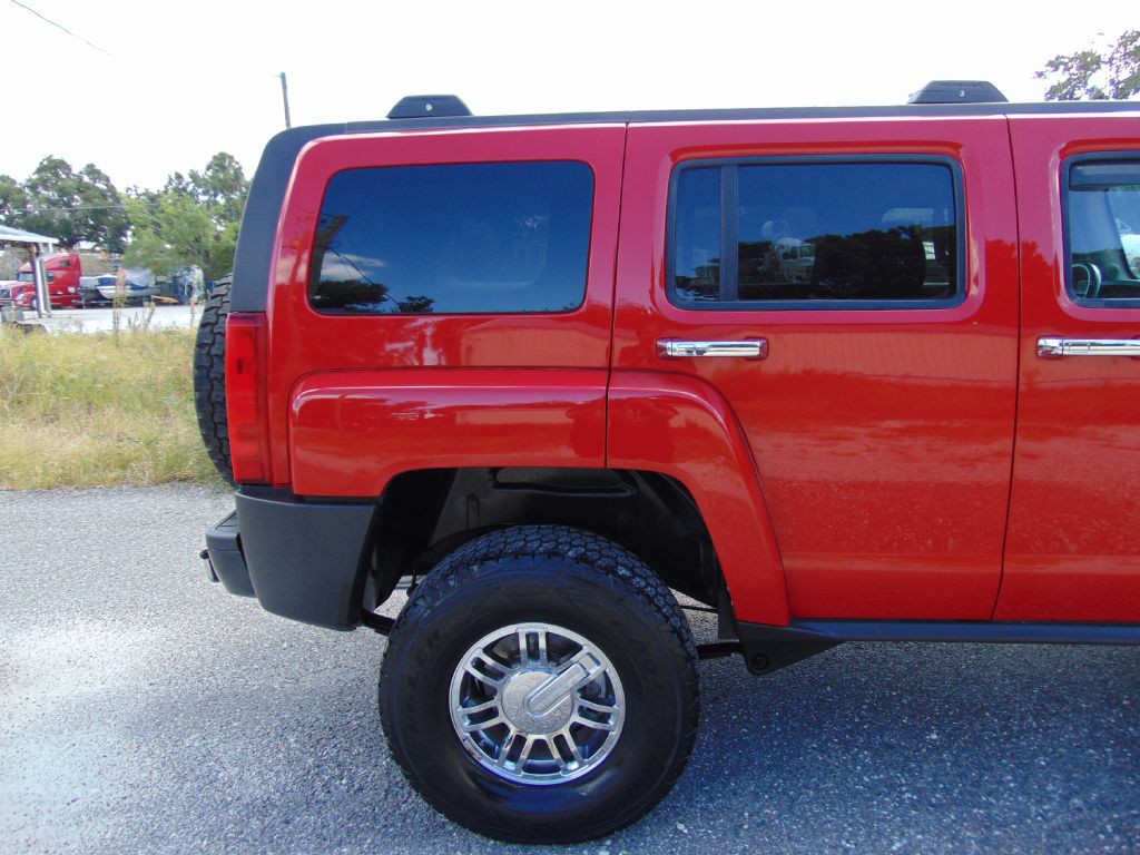 2008 HUMMER H3 Image 4