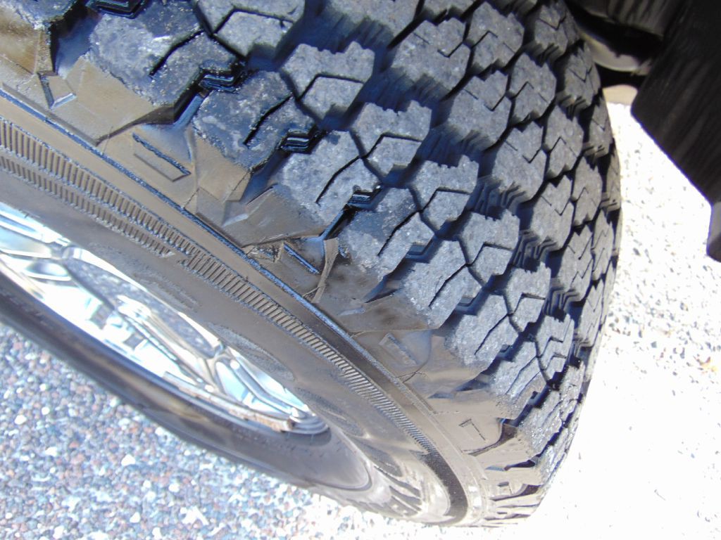 2008 HUMMER H3 Image 18